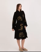 Bornoz ,Plaj Kıyafeti,Kimono , Kaftan ,Sabahlık Siyah Kumaş Altın Renkli Medusa Baskılı - 10