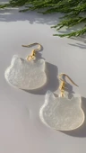 Parlak Beyaz Sedef Renkli Simli Gold Aksesuarlı Kedi köpek Yüzü Küpe El Yapımı Epoksi Hediyelik - 3