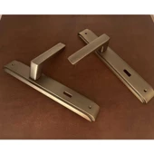 Bella Antik Sarı Lüx Zamak Aynalı Oda Kapı Kolu 1 Takım thumbnail 4