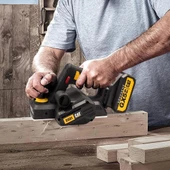 CAT DX81B 18Volt 82mm Çift Bıçaklı Kömürsüz Profesyonel Planya (Akü Dahil Değildir) - 7