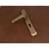 Bella Antik Sarı Lüx Zamak Aynalı Yale Çelik Kapı Kolu Sol Basar Tek Yön thumbnail 4