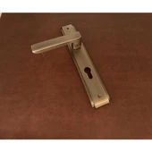 Bella Antik Sarı Lüx Zamak Aynalı Yale Çelik Kapı Kolu Sol Basar Tek Yön thumbnail 2