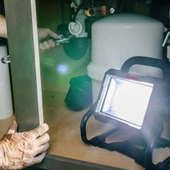 Kress KUF05.9 20Volt 750/1500 Lümen Profesyonel Led Projektör (Akü Dahil Değildir) - 6