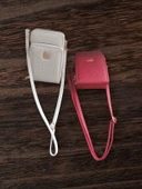 Kadın Suni Deri Baskılı Çapraz Askılı Telefon Bölmeli Cüzdan Çanta Pembe- Beyaz - 1