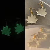 Fosforlu Neon Şeffaf Yeşil Renk Gold Aksesuarlı Büyük Asma Yaprağı Epoksi Küpe El thumbnail 1