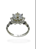 Üst Kalite Beyaz Altın Tektaş Lotus Yüzük thumbnail 4