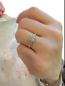 Üst Kalite Beyaz Altın Tektaş Lotus Yüzük thumbnail 3