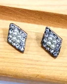 Figürlü Lüks Kararmaz Küpe - 1