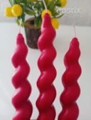 qosrix 3'lü Kırmızı Italyan Burgulu Şamdan Soya Mumu Doğal Kokulu Uzun Çubuk Konik Burgu Spiral Mum Dekoratif thumbnail 3