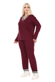 Melsay Butik Bordo V Yaka Yakası Şerit Detaylı Eşofman Takımı thumbnail 2