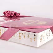 Kuran +  Seccade +  Tesbih Hediye Seti (Orta Boy, Kadife, Desenli Kutu, Bordo) thumbnail 5