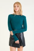 Kadın Sıfır Yaka Tüylü Crop Kazak Zümrüt thumbnail 4