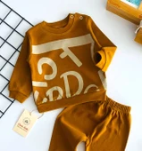 Neşeli Bebekler Harf Baskılı Yakadan Düğmeli Mevsmlik Takım Hardal thumbnail 2