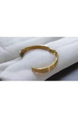 BİLEZİK MODEL İŞLEMELİ GOLD RENK 6,5 CM KADIN ÇELİK BİLEKLİK - 1