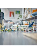 LEGO City Yolcu Uçağı 60367 # 7 Yaş ve Üzeri Çocuklar ve Uçak Meraklıları için Yaratıcı Oyuncak Yapım Seti (930 Parça) thumbnail 10