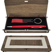 Ahşap Kutulu Kırmızı Anahtarlık Ve Kalem Set - 1
