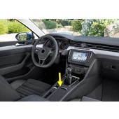 VW Passat B8 2015-2019 Orta Konsol Bardaklık Sürgülü Perdesi Siyah - 2