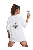 Kadın Pusula Sırt Baskılı Oversize T-shirt - 1
