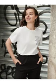Kadın Beyaz Stay Groovy Baskılı Oversize Bisiklet Yaka T-shirt - 3