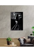 AlpiLeo Siyah Parıltılı Kadın Alp Özel Cam Tablo, Ev Ve Ofis Duvar Dekoru thumbnail 2