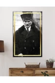 AlpiLeo Gold Şerit Siyah Beyaz Pardesülü Atatürk Portresi Alp Özel Cam Tablo thumbnail 2
