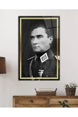 AlpiLeo Gold Şerit Siyah Beyaz Atatürk Üniformalı Alp Özel Cam Tablo thumbnail 2
