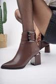 Muggo CHİLY Garantili Kemer ve Toka Detaylı Kalın Topuklu Kadın Bot thumbnail 8