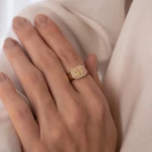 8 Ayar Altın Zambak Taşlı Kadın Yüzük - 2