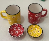 Papatya İşlemeli 2 li Çay Kahve Kupa ve 2 adet Lokumluk Kase Sarı/Kırmızı - 3