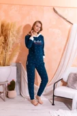 Kapüşonlu  Kışlık Kadın Peluş Polar Pijama Takımı - Yeni Yıl Pijaması - 2