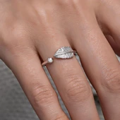 Yaprak Desenli 925 Gümüş Kadın Yüzük thumbnail 1