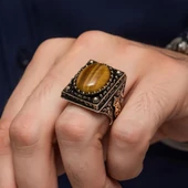 Kaplan Gözü Oval Taşlı 925 Gümüş Yüzük thumbnail 3