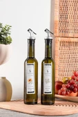 Amber | Ahşap Standlı 2'li 350 ml Zeytinyağı Sıvıyağ Şişesi Yağlık Yağdanlık - 1