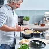 KitchenAid CC006058-001 3.3 Litre 22 cm. Döküm Demir Tencere - Siyah - 2