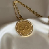 Yazılı Taşlı Madalyon Kolye thumbnail 1