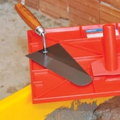 Dekor 064 Ahşap Saplı Sıvacı Malası 26 cm thumbnail 2