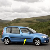 Skoda Roomster 2006-2010 Sağ Ön Kapı Çıtası Düz 5J7853516 - 1