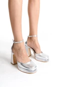 Bisse Gümüş Önü Kapalı Yüksek Kalın Platform Topuklu Abiye Ayakkabı thumbnail 3