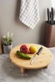 Nishev.com Evini Sev Ayaklı Yuvarlak Kesme Doğrama Tahtası Sunum Tahtası Bambu 32 Cm - 2