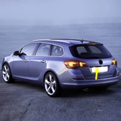 Opel Astra J Sports Tourer 2010-2015 Arka Bagaj Kapağı Açma Düğmesi - 1