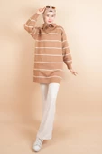 Yarım Fermuarlı Kalın Aralıklı Çizgili Tunik Kazak Bej thumbnail 2