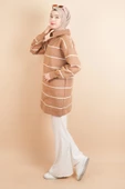 Yarım Fermuarlı Kalın Aralıklı Çizgili Tunik Kazak Bej thumbnail 4