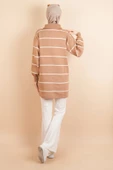 Yarım Fermuarlı Kalın Aralıklı Çizgili Tunik Kazak Bej thumbnail 3