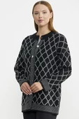 Baklava Desen Çift Renk Yünlü Triko Ceket - Siyah thumbnail 3