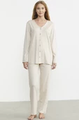 Önden Düğmeli Rahat Kalıp Pijama Takım - Bej thumbnail 1