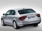 Skoda Superb 2009-2014 Bagaj İçi Aydınlatma Lambası 6L0947415A - 2