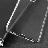 Realme 8 - Kılıf Şeffaf Soft Slim Fitt Süper Silikon Kapak - 7