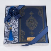 Kuran + Seccade + Tesbih Hediye Seti (Hafız Boy, Ekonomik Cilt, Desenli Kutu, Lacivert) - 2