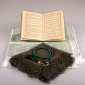 Şal + Seccade + Tesbih + Yasin Hediye Seti (Çanta Boy, Şems Lafzatullah, Raşel Cilt, Yeşil) - 4