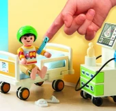 Playmobil 70192 Şehir Hayatı Çocuk Hastanesi Odası, eğitici oyuncak, eğlenceli yaratıcı rol yapma, oyun seti 4 yaş ve üz - 2